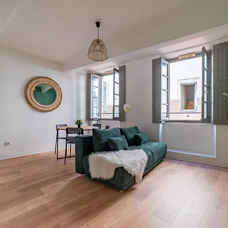 Coeur De L'ecusson - Immeuble Privatise 6-12 Pers *
